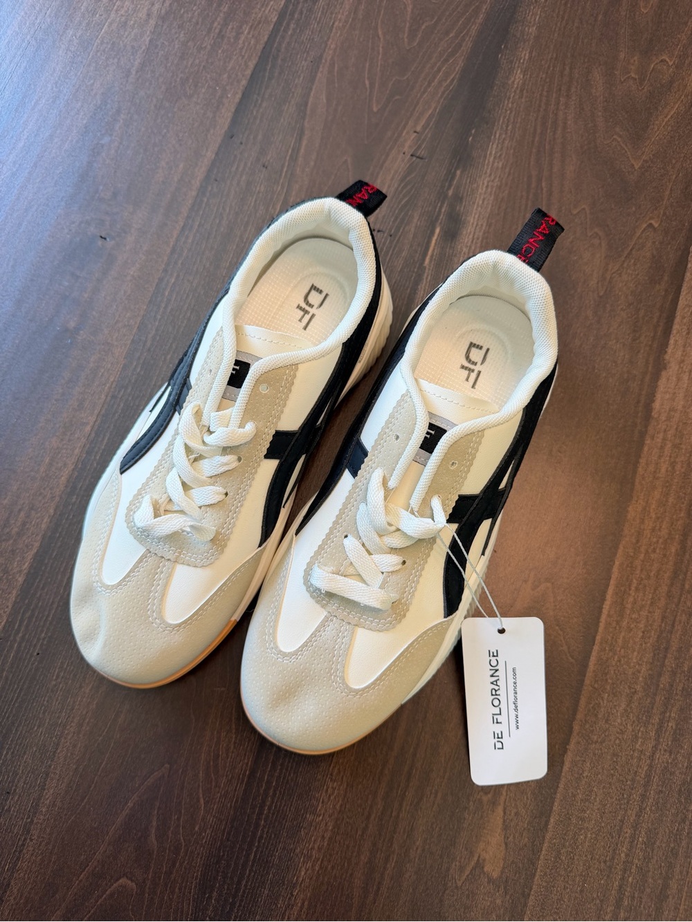 DE FLORANCE Women’s White & Black Casual Sneakers